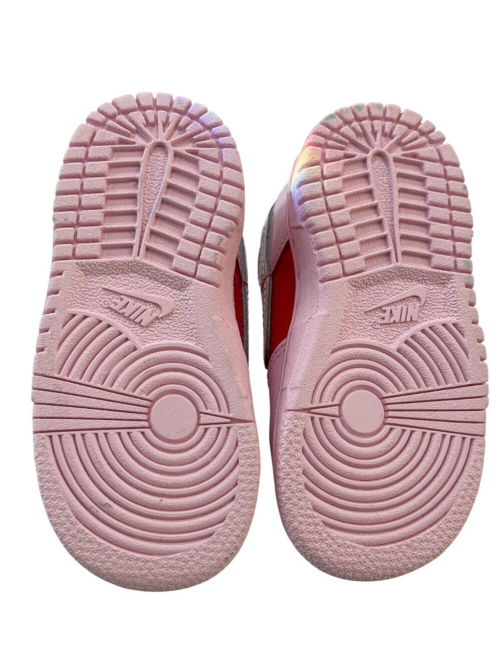 NIKE Baby Girls Pink/Red Patent Leather Sneakers US 6C Heart Design Toddler - Picture 7 of 9